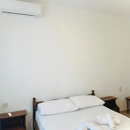 Cozy Village Vakantiehuis Delvine